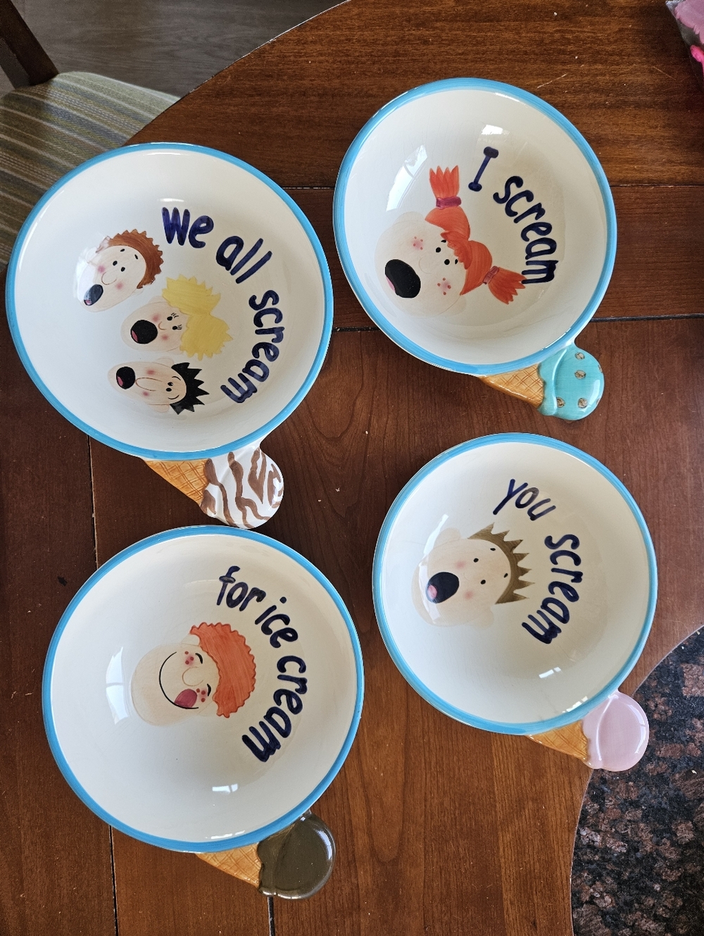 We All Scream For Ice Cream 2000s Ceramic Bowl Set